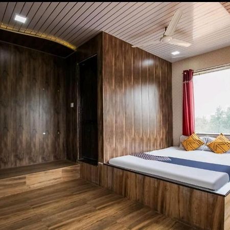 New Natraj Hotel Chikhaldara Ngoại thất bức ảnh